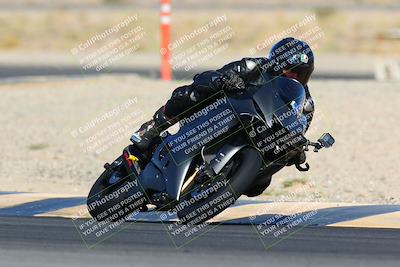 media/May-15-2022-SoCal Trackdays (Sun) [[33a09aef31]]/Turn 11 (820am)/